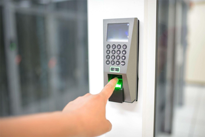 How Biometric Login Systems Handle Real-World User Challenges